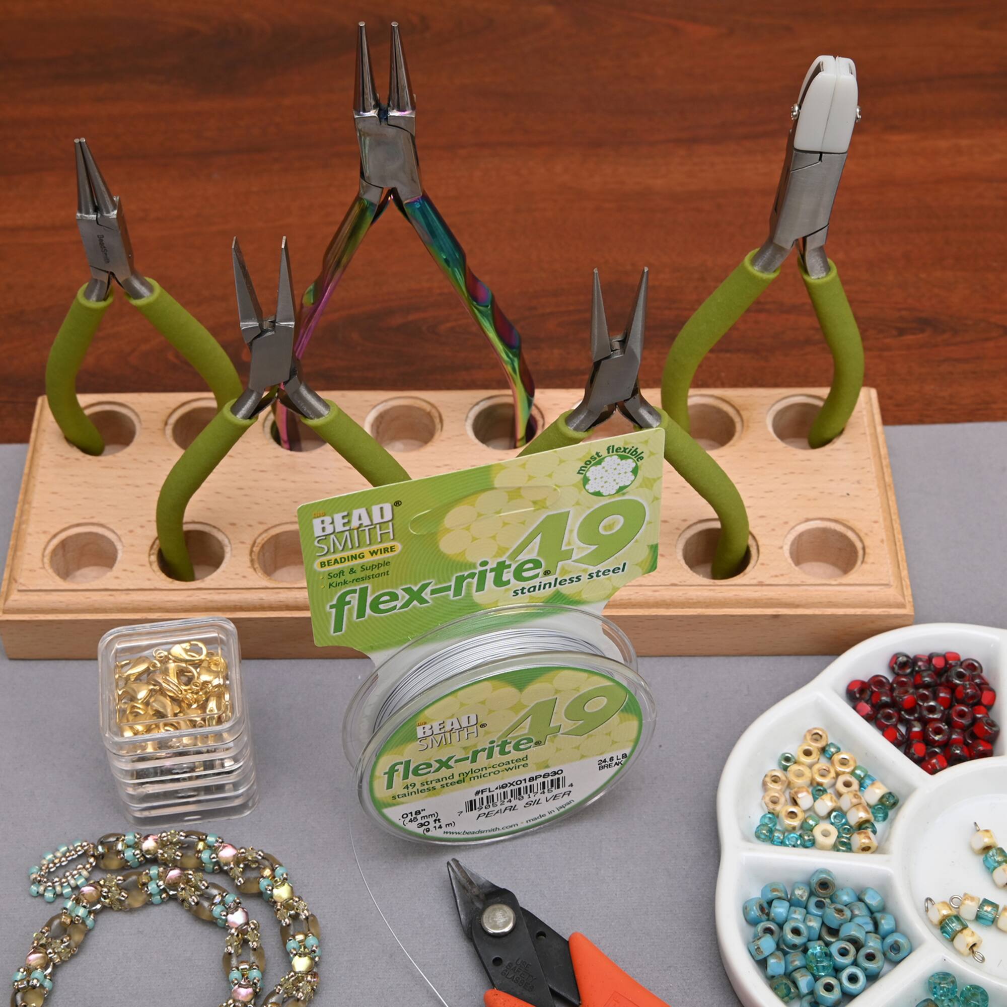 The Beadsmith® Flex-rite® 0.018" Pearl Silver 49 Strand Wire, 30ft.